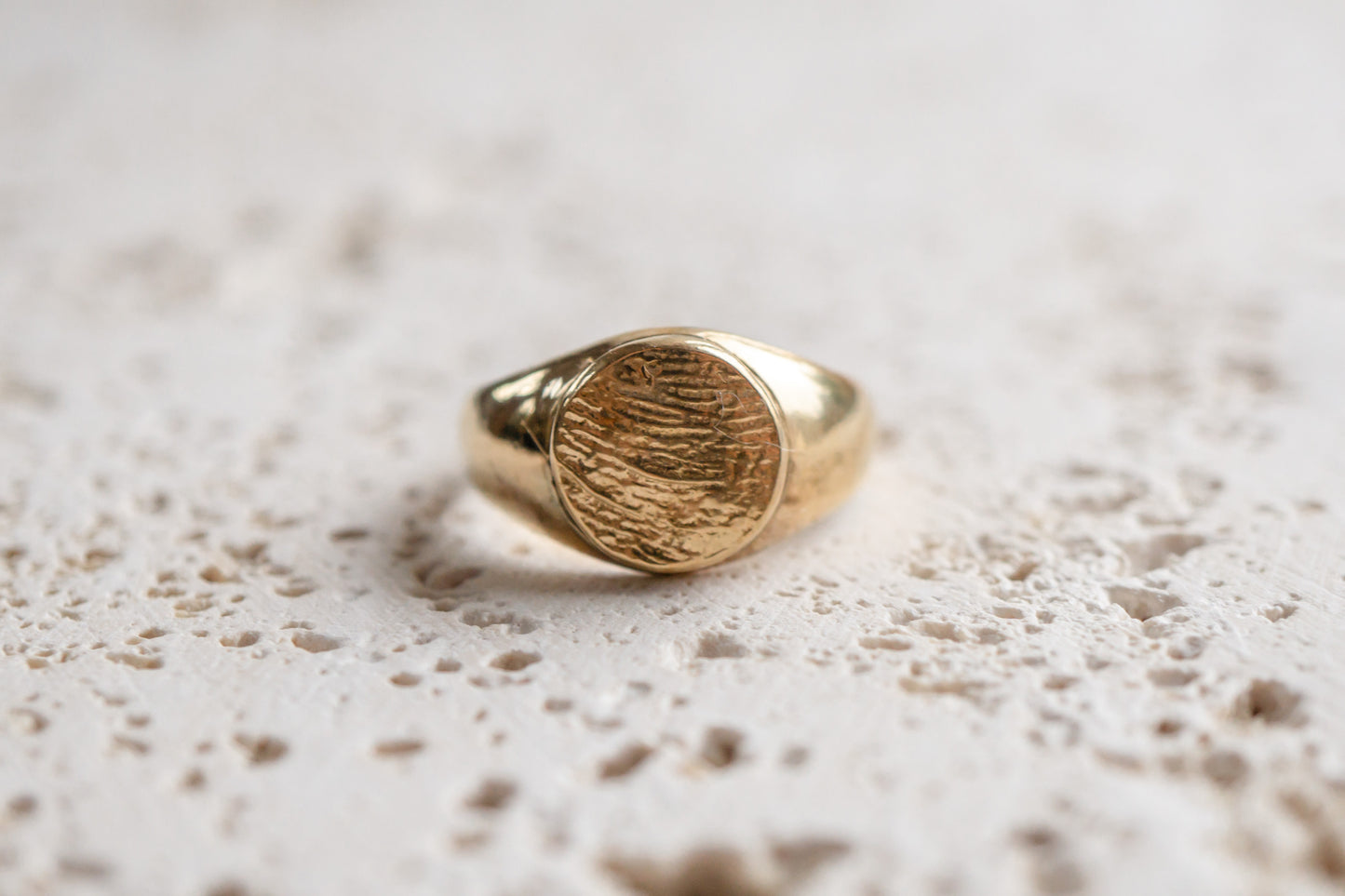 Fingerprint signet ring