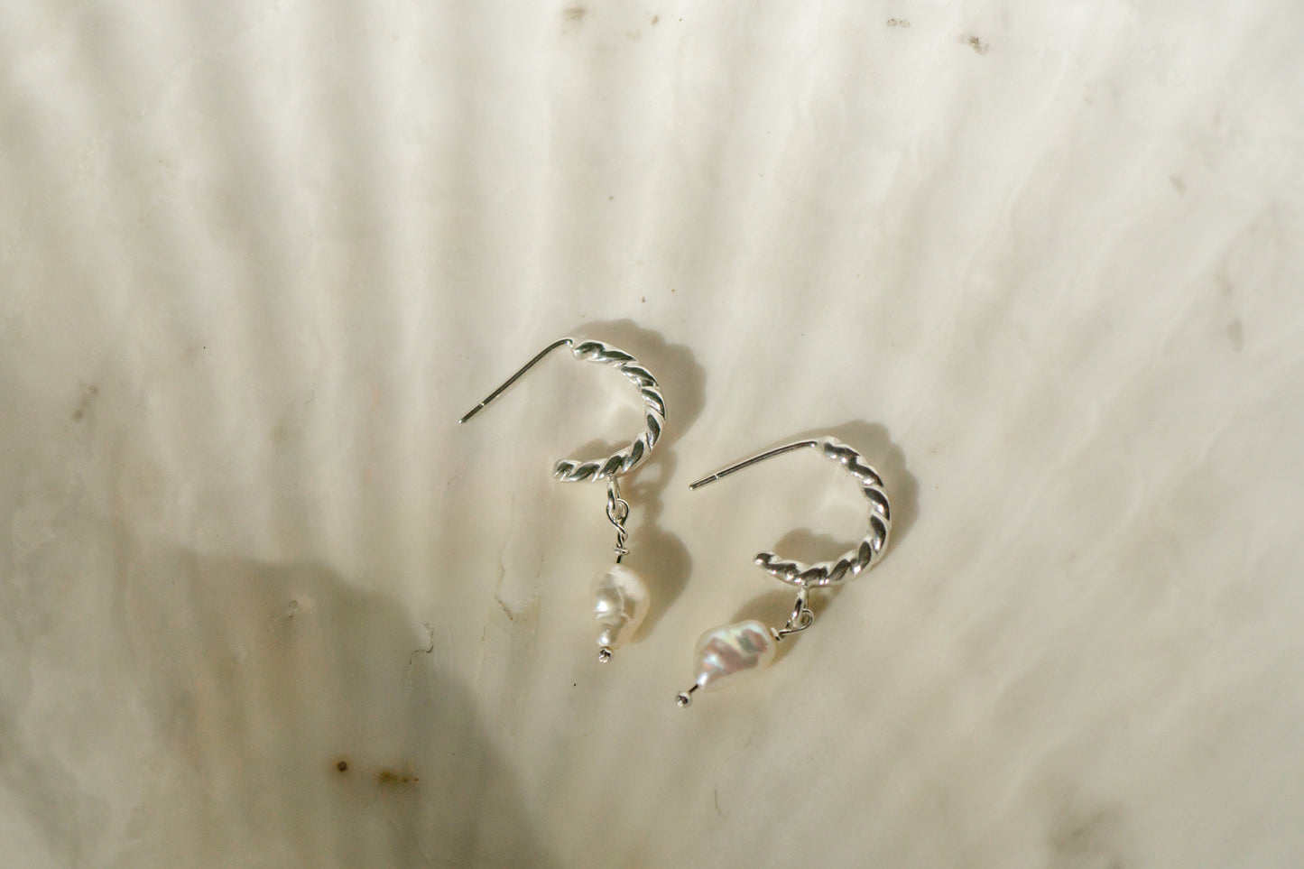 Pearl earrings - 925 silver