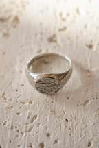 Pet print signet ring