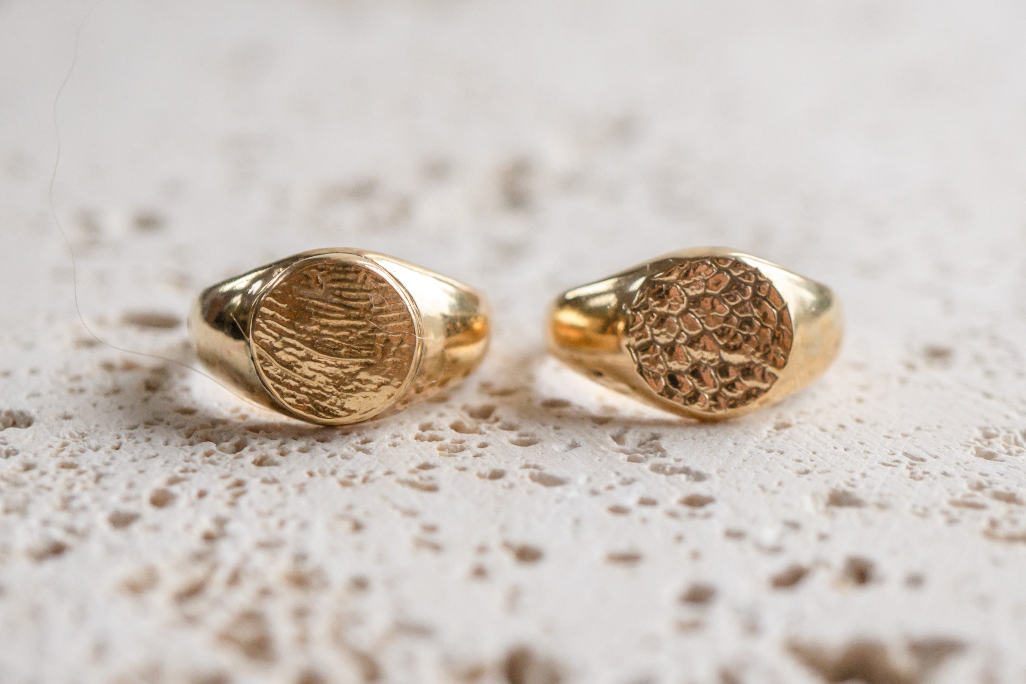 Pet print signet ring