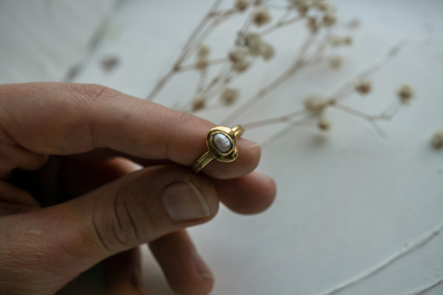 Pearl ring - gold plated, size 5.5