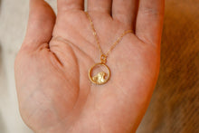 Load image into Gallery viewer, Wave necklace - gold plated