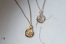 Load image into Gallery viewer, Luna necklace -gold plated