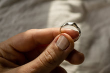 Load image into Gallery viewer, Sea to Sky ring - 925 silver